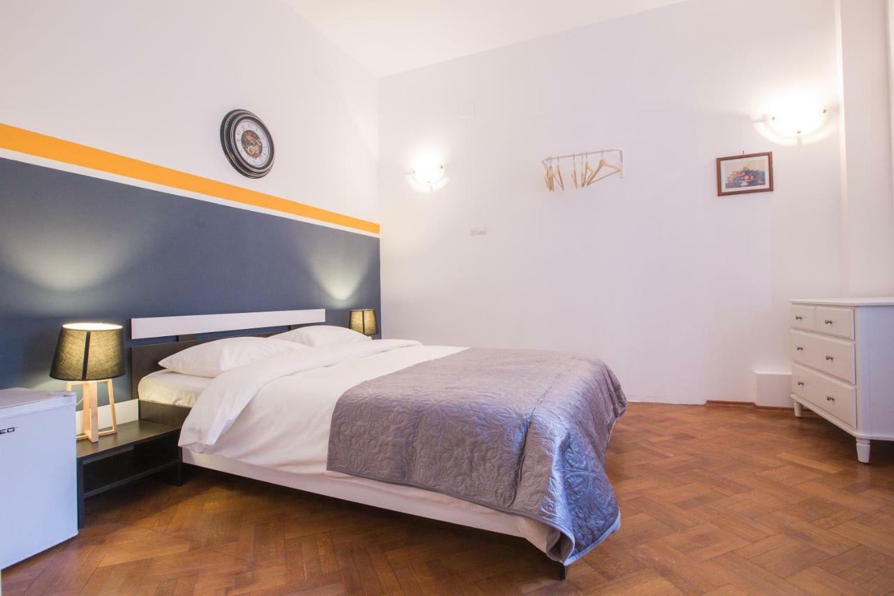 Color Apartments Nicolae Tonitza St Βουκουρέστι Εξωτερικό φωτογραφία